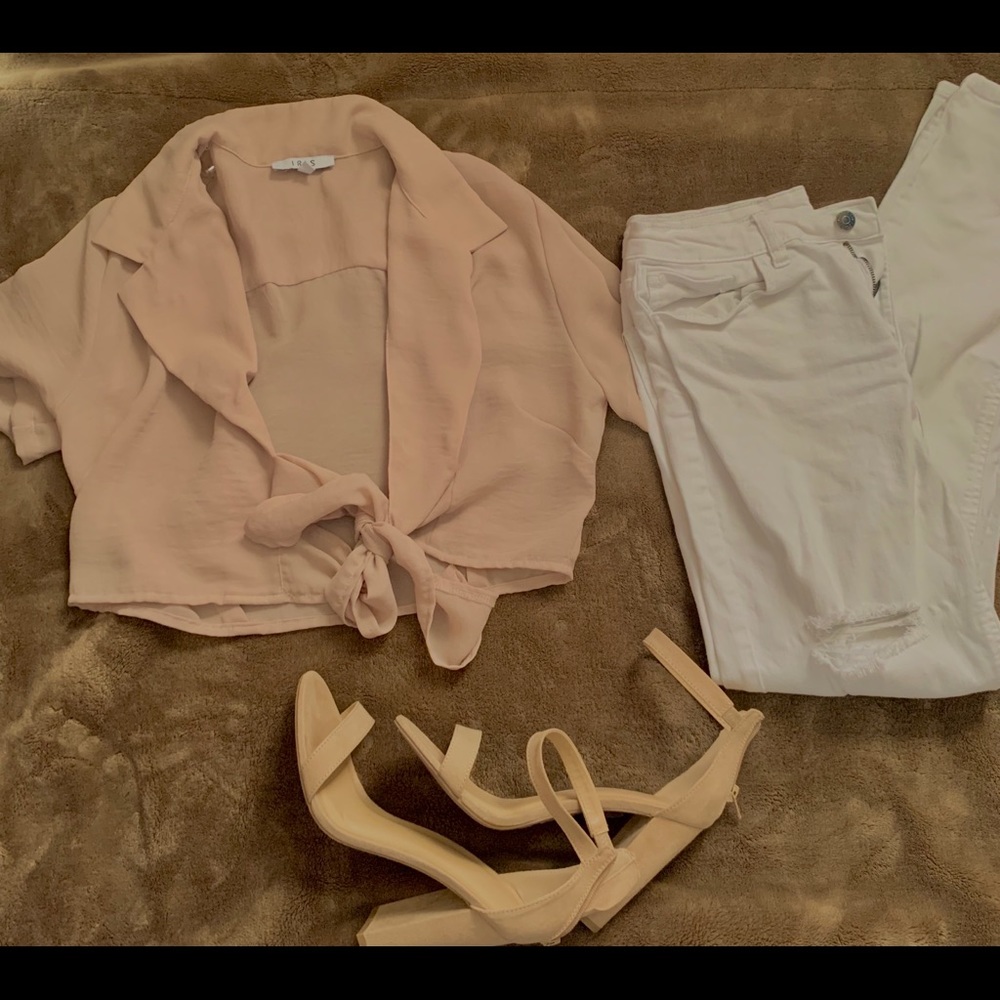 Short sleeve knot top